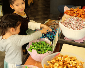 お菓子の量り売り